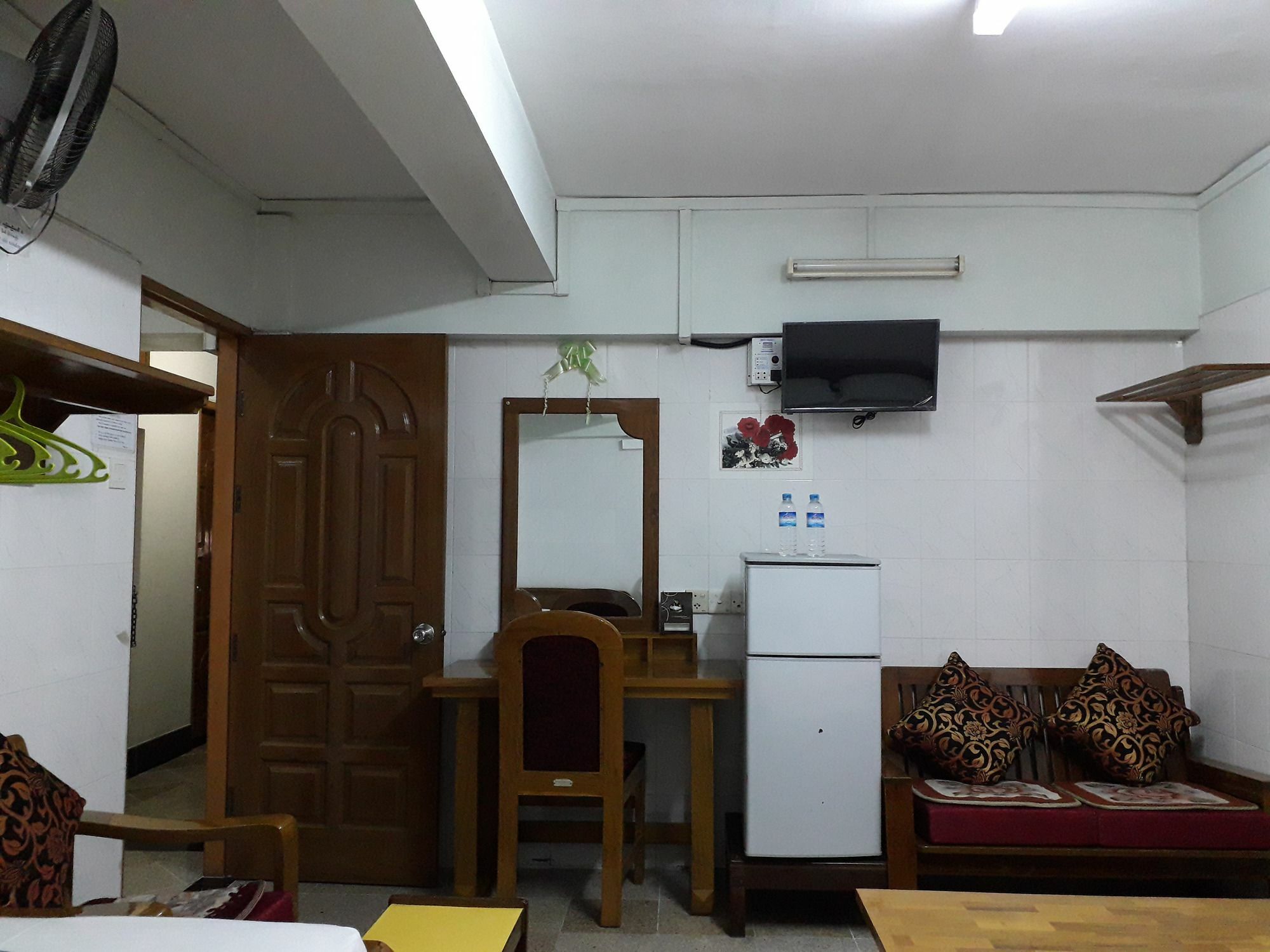 Chan Myae Guesthouse Yangon Eksteriør bilde